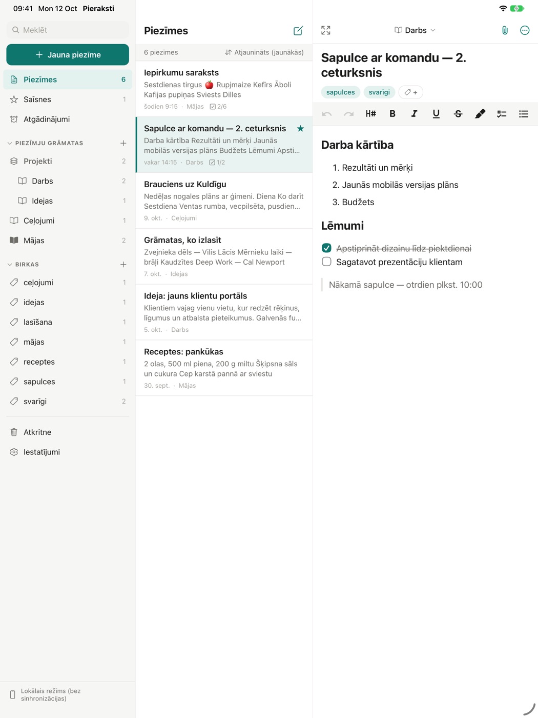 Pieraksti iPad ekrāns ar trīs paneļu skatu
